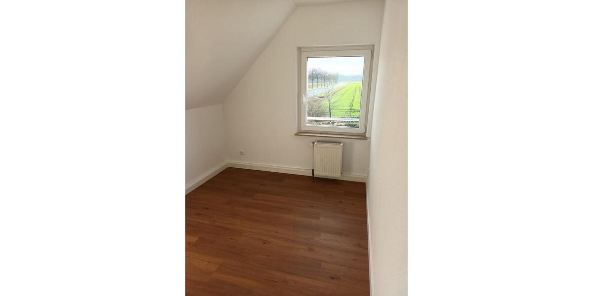 Dachgeschoßwohnung Bersenbrück - 4 Zimmer, 110 m&sup2;, 950&euro; | Angebot:26566031