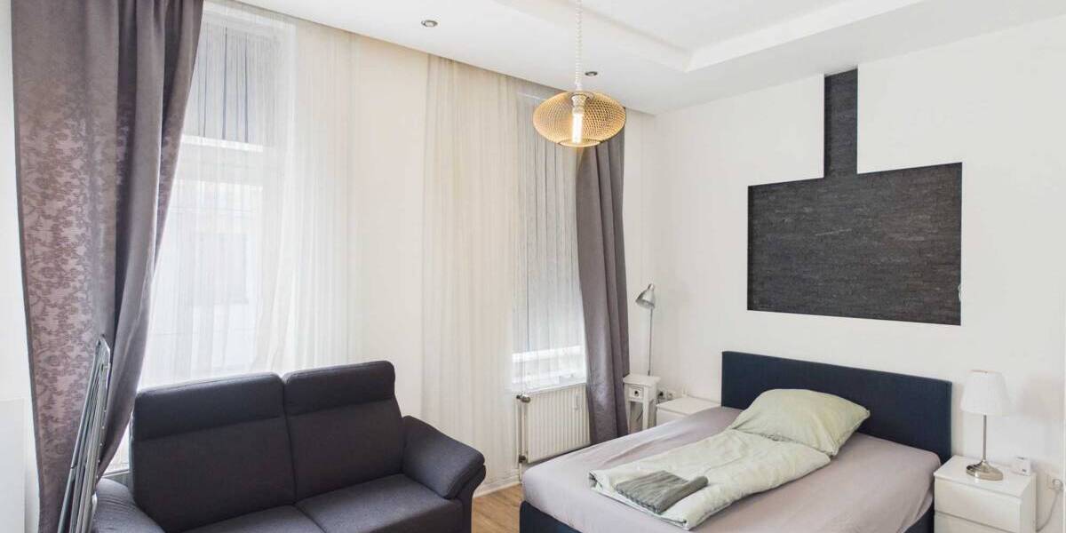 Mehrfamilienhaus, Wohnhaus Bremerhaven / Geestemünde Geestemünde - 6 Zimmer, 140 m&sup2;, 1.300&euro; | Angebot:26744295