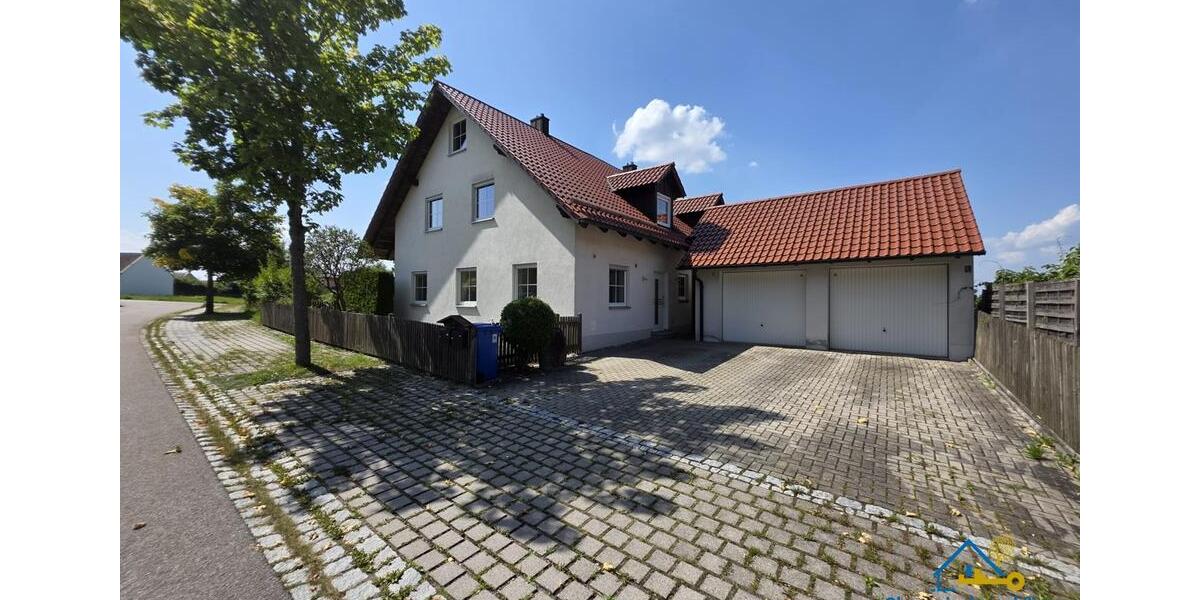 Top gepflegte, sofort bezugsfertige Doppelhaushälfte mit Garage in absolut ruhiger Lage 5 zimmer