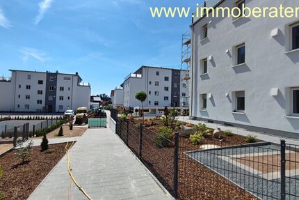 Besondere Möglichkeit: Große 4-Zi-Neubau-Whg WFL ca. 114 m² mit Terrasse und Gartenanteil Energiesparhaus ab 01.02.2026 zu vermieten. 4 zimmer