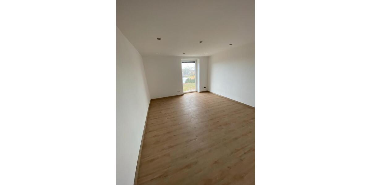 Etagenwohnung Pocking - 3 Zimmer, 98 m&sup2;, 1.227&euro; | Angebot:26090270