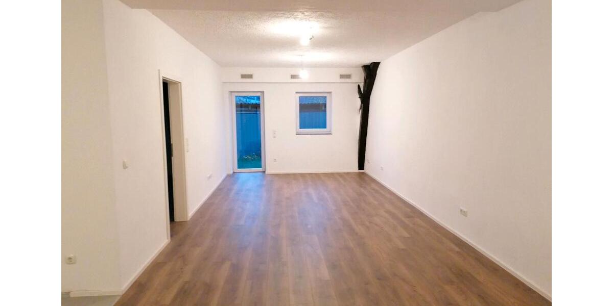 Erdgeschoßwohnung Erftstadt - 3 Zimmer, 125 m&sup2;, 1.500&euro; | Angebot:25219283