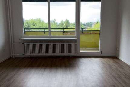 Wohnung Berlin Hakenfelde - 2 Zimmer, 71 m&sup2;, 869&euro; | Angebot:27252082