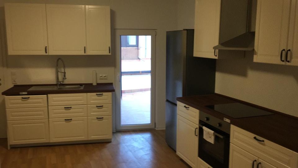 Einfamilienhaus Bingen am Rhein - 8 Zimmer, 205 m&sup2;, 2.200&euro; | Angebot:25818910