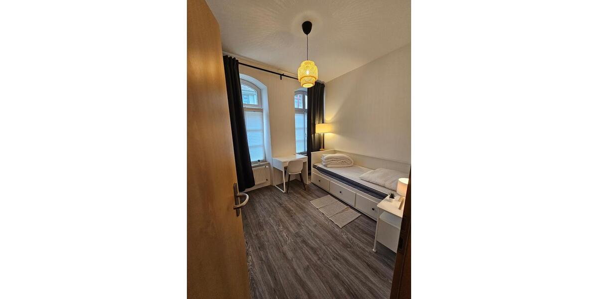 Erdgeschoßwohnung Wismar Altstadt - 2 Zimmer, 32 m&sup2;, 30&euro; | Angebot:24359718