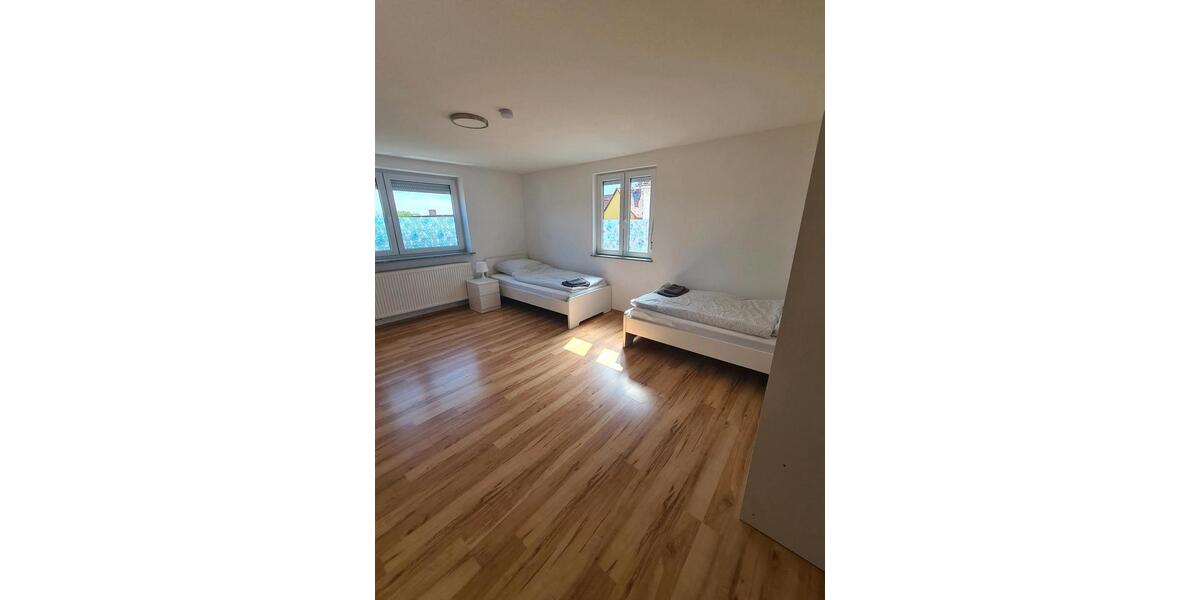 Einfamilienhaus Wölfersheim - 8 Zimmer, 150 m&sup2;, 6.600&euro; | Angebot:25353961