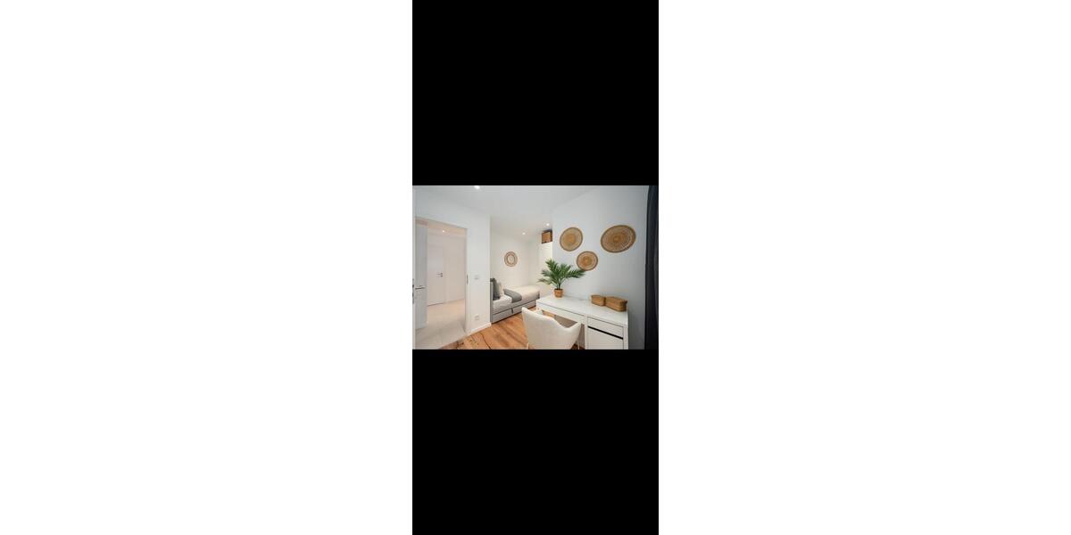 Wohnen auf Zeit Düsseldorf Düsseltal - 1 Zimmer, 11 m&sup2;, 670&euro; | Angebot:26621090