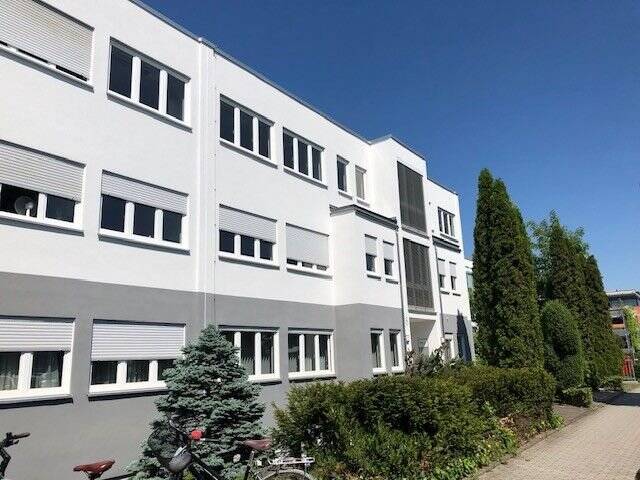 Gewerbeobjekt Erlangen Tennenlohe - 3 Zimmer, 103 m&sup2;, 895&euro; | Angebot:25671204