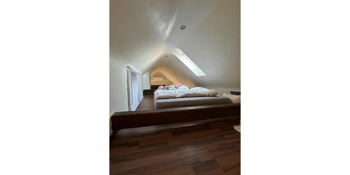 Dachgeschoßwohnung Mannheim Sandhofen - 2.5 Zimmer, 60 m&sup2;, 850&euro; | Angebot:26431374