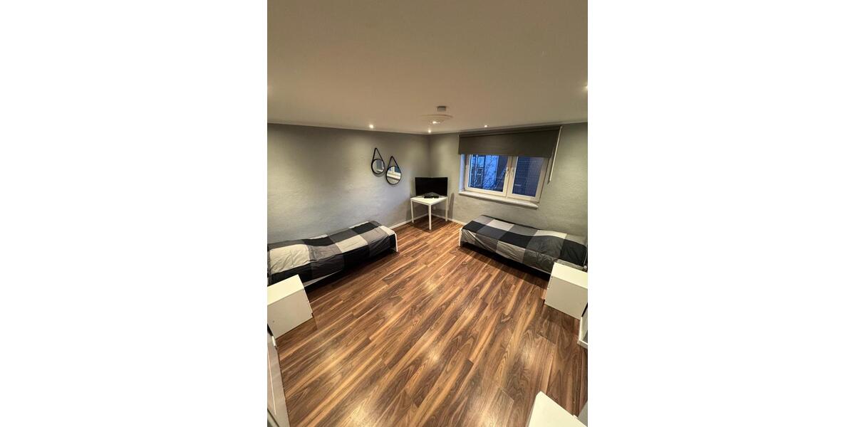 Top Monteurwohnung Unterkunft Pension Zimmer bis 18 Personen 3 zimmer