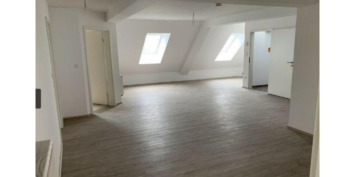 Etagenwohnung Winzer - 4 Zimmer, 98 m&sup2;, 650&euro; | Angebot:24660494