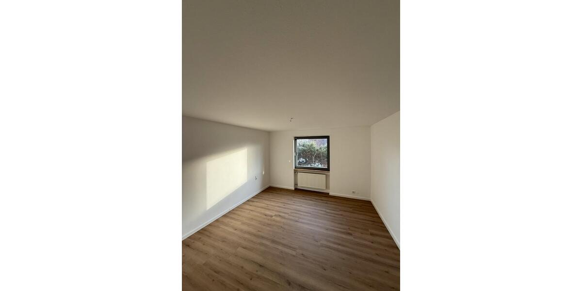 Erdgeschoßwohnung Grünstadt - 3 Zimmer, 120 m&sup2;, 1.200&euro; | Angebot:24829590