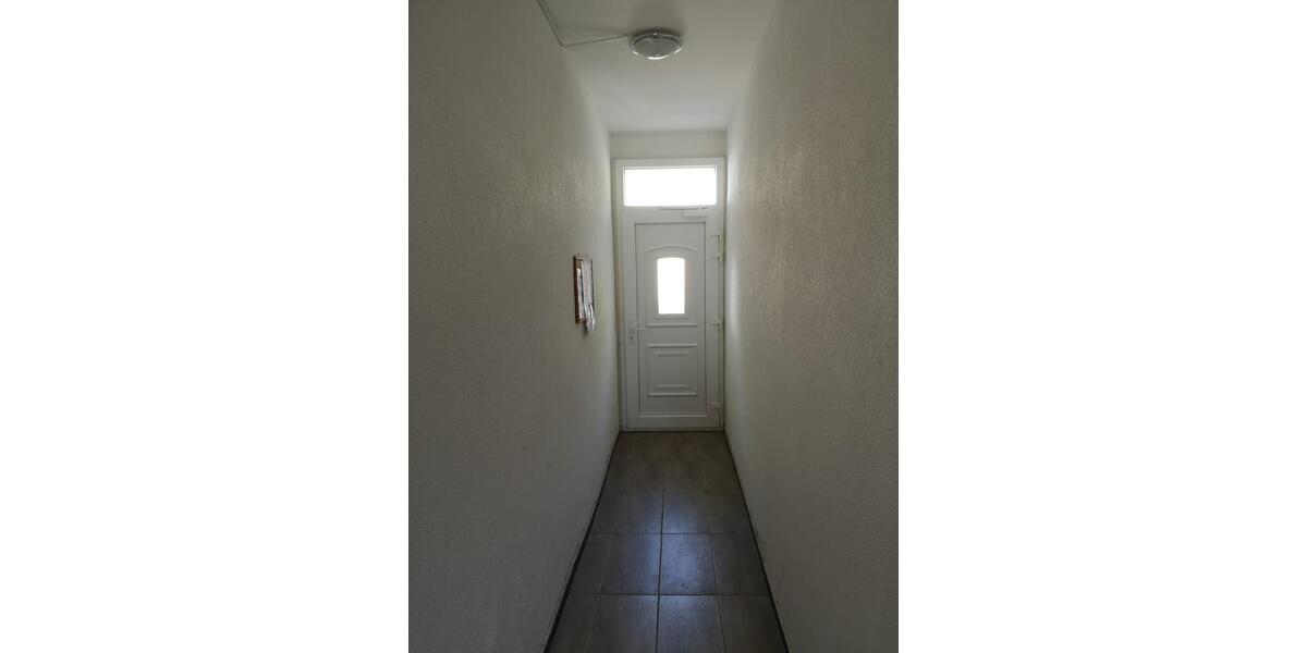 Erdgeschoßwohnung Schönebeck (Elbe) - 2 Zimmer, 41 m&sup2;, 300&euro; | Angebot:26383656