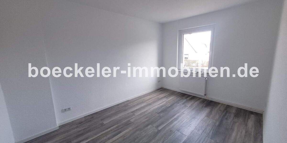 Etagenwohnung Elsteraue Tröglitz - 4 Zimmer, 70 m&sup2;, 450&euro; | Angebot:25697609