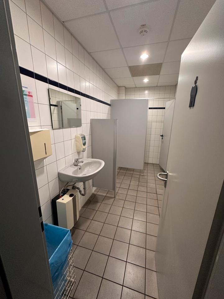 Helle und großzügige Bürofläche in Groß-Umstadt – provisionsfrei