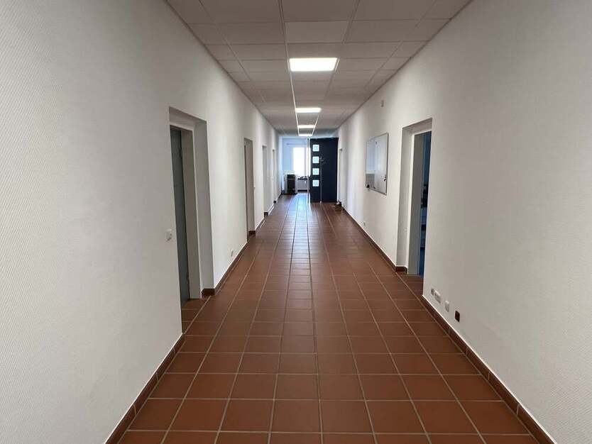 Büros zur Miete: von 208 m² bis 1.011 m² zimmer