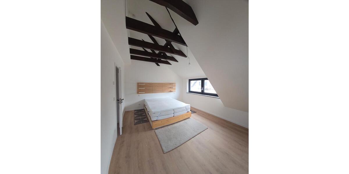 Wohnen auf Zeit Neuss Gnadental - 3 Zimmer, 93 m&sup2;, 1.800&euro; | Angebot:26652647
