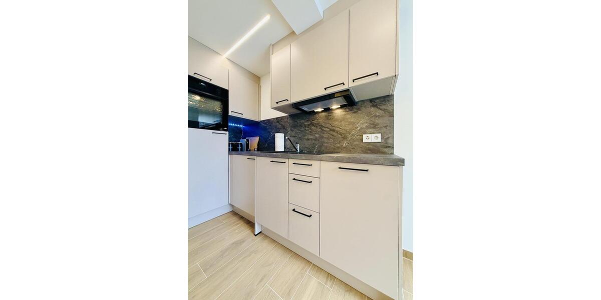 Mehrfamilienhaus, Wohnhaus Karlsruhe Innenstadt-Ost - 8 Zimmer, 190 m&sup2;, 8.000&euro; | Angebot:26640853