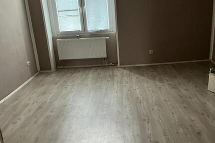Kleines Lager (35 m²) Zu Vermieten zimmer