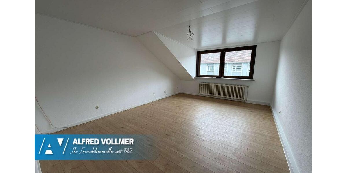 Dachgeschoßwohnung Wuppertal Gemarkung Barmen - 3 Zimmer, 68 m&sup2;, 550&euro; | Angebot:26666108