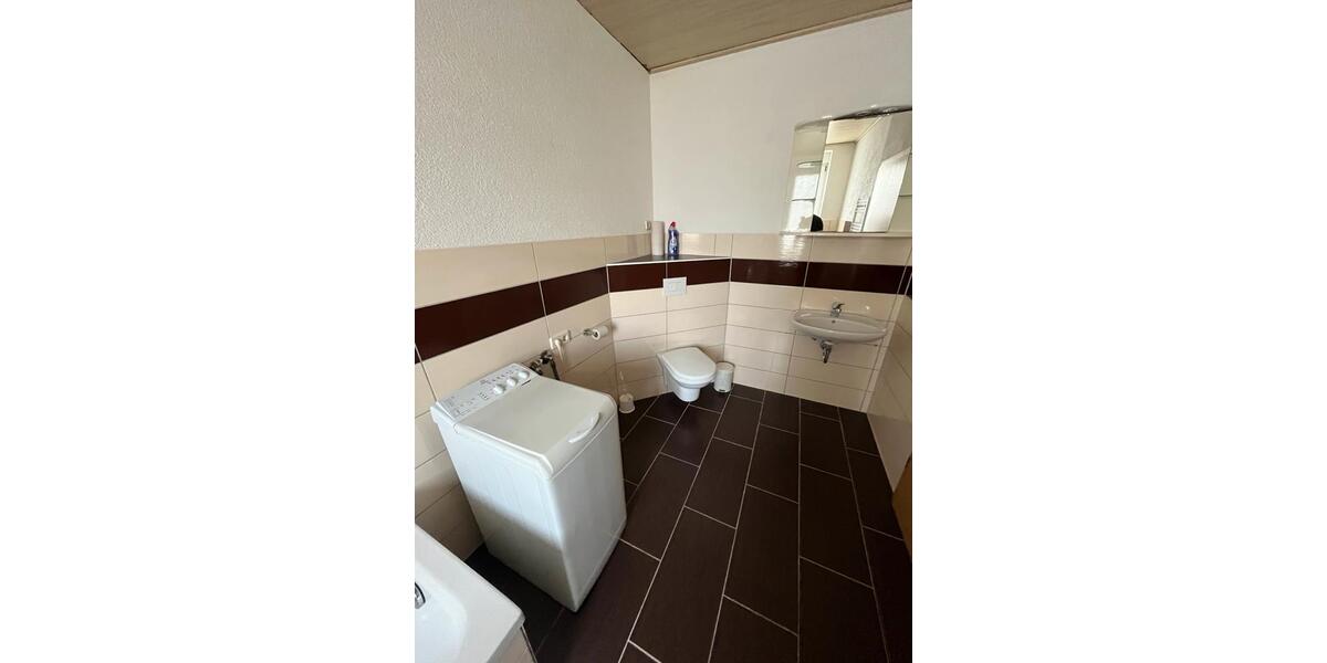 Wohnen auf Zeit Meerane - 4 Zimmer, 80 m&sup2;, 14&euro; | Angebot:26680613