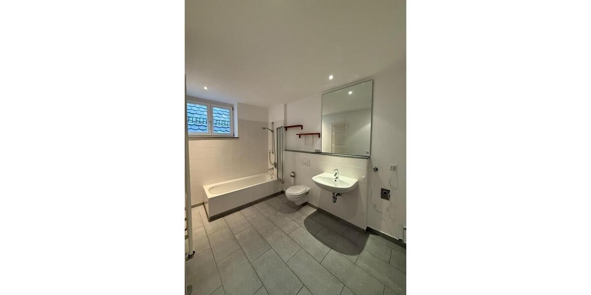 Etagenwohnung Mindelheim - 2 Zimmer, 74 m&sup2;, 820&euro; | Angebot:24748418