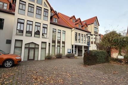 Wohnung Halberstadt - 5 Zimmer, 140 m&sup2;, 699&euro; | Angebot:23554078
