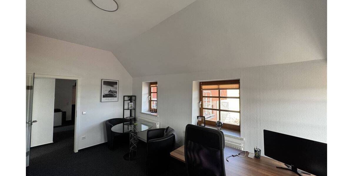 Gewerbeobjekt Fritzlar - 7 Zimmer, 150 m&sup2;, 1.400&euro; | Angebot:24112763