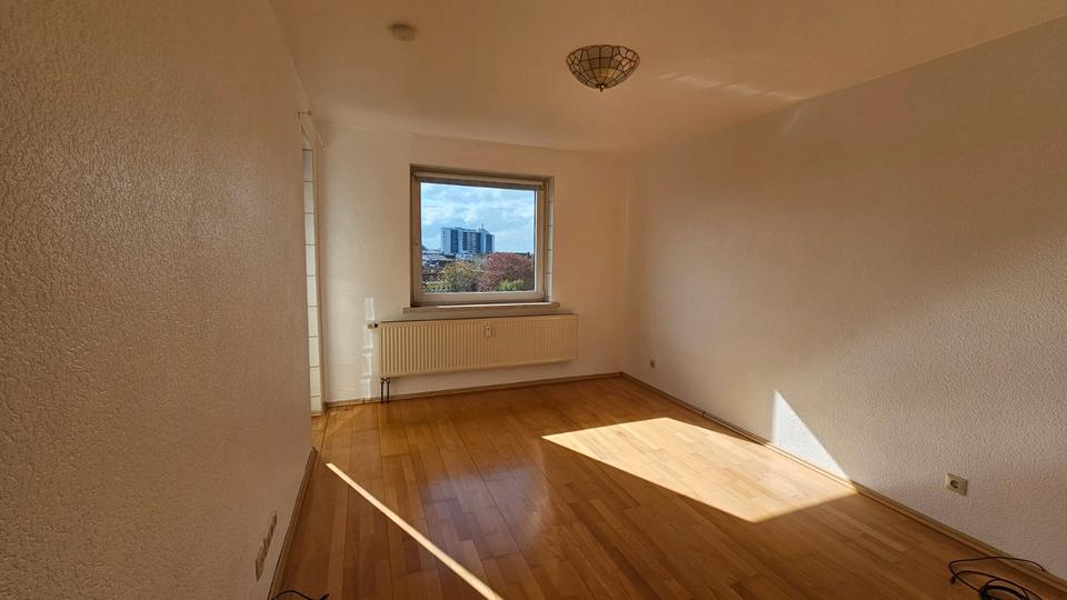 Etagenwohnung Bremerhaven Mitte - 3 Zimmer, 78 m&sup2;, 700&euro; | Angebot:26490999