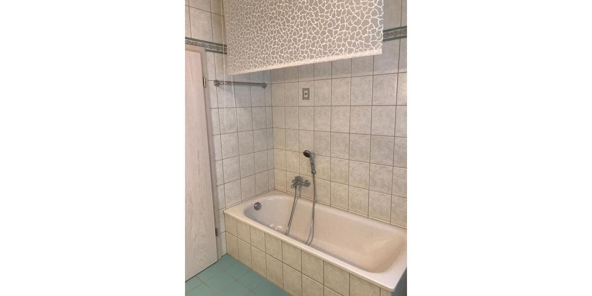 Hochparterre Straubing - 3 Zimmer, 85 m&sup2;, 810&euro; | Angebot:26664500