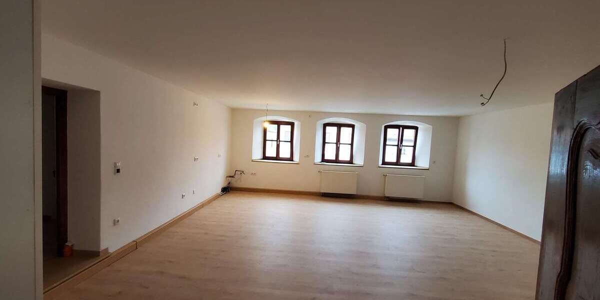 Etagenwohnung Rennertshofen Hatzenhofen - 3 Zimmer, 92 m&sup2;, 750&euro; | Angebot:26808060