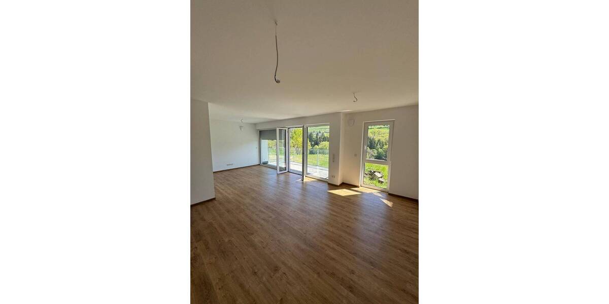 Etagenwohnung Trier Kernscheid - 3 Zimmer, 83 m&sup2;, 1.035&euro; | Angebot:26758713