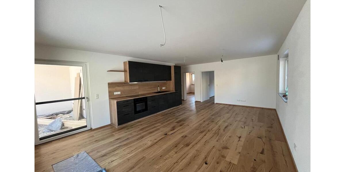 Erdgeschoßwohnung Wegscheid - 3 Zimmer, 77 m&sup2;, 775&euro; | Angebot:24605107