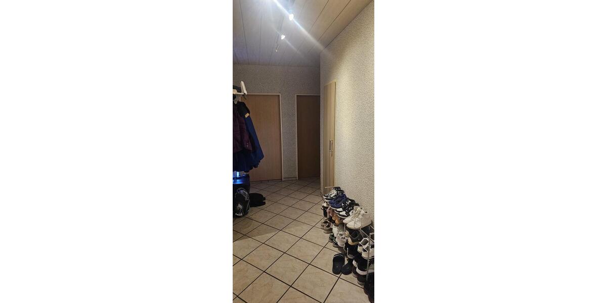 Etagenwohnung Gütersloh - 4 Zimmer, 88 m&sup2;, 1.000&euro; | Angebot:26446392