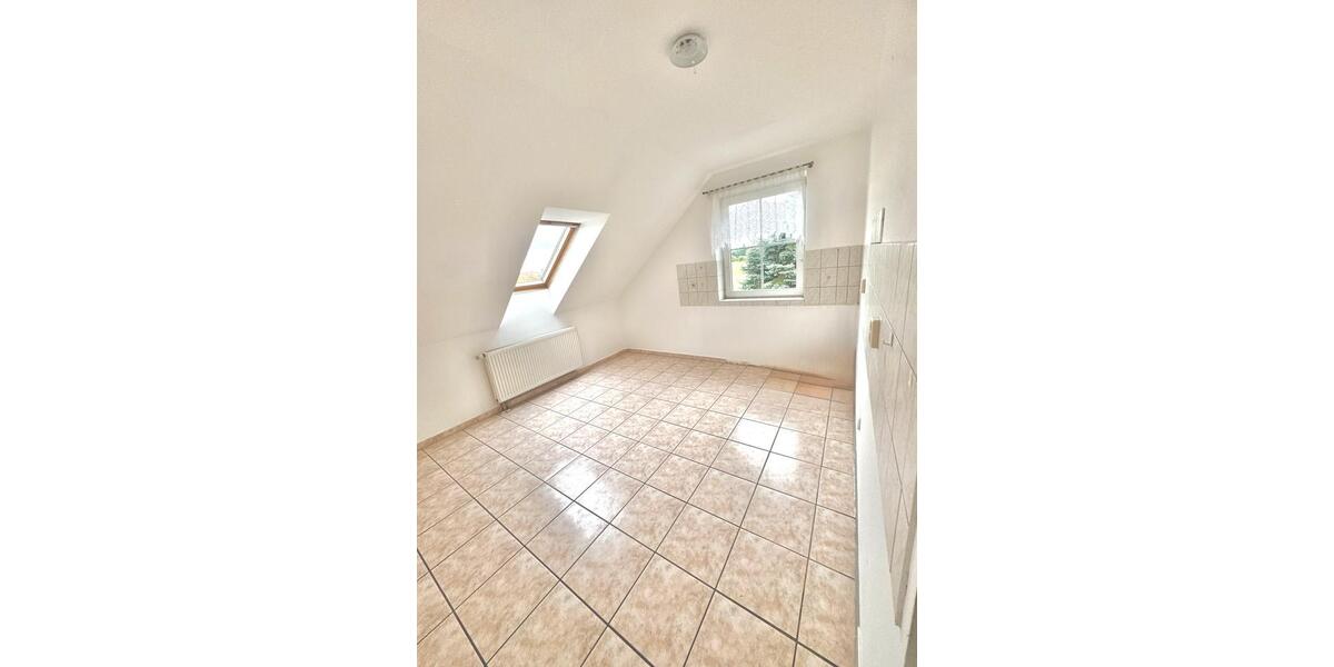 Dachgeschoßwohnung Bad Saarow - 3 Zimmer, 95 m&sup2;, 1.160&euro; | Angebot:24374882