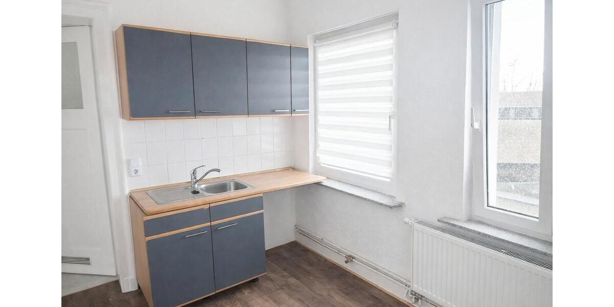 Dachgeschoßwohnung Hannover Herrenhausen-Stöcken - 4 Zimmer, 90 m&sup2;, 900&euro; | Angebot:25904601