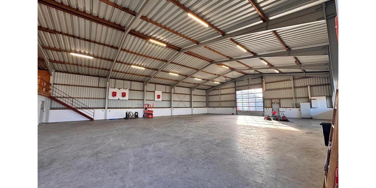 Gewerbeobjekt Friesoythe - 2.490&euro; | Angebot:22552000