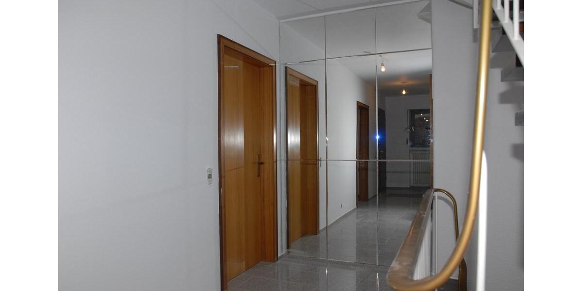 Etagenwohnung Bad Iburg - 5 Zimmer, 150 m&sup2;, 1.452&euro; | Angebot:25641831