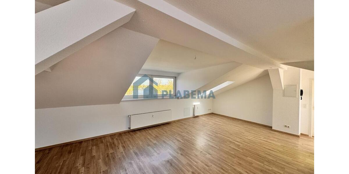 Dachgeschoßwohnung Stralsund Langendorfer Berg - 2 Zimmer, 70 m&sup2;, 875&euro; | Angebot:26645276