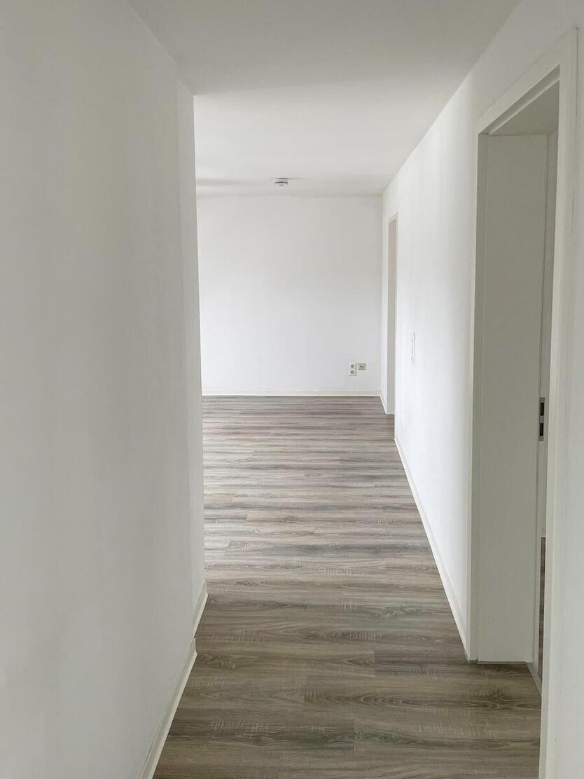 Gemütliche 2-Zimmer-Dachgeschosswohnung mit Einbauküche in Chemnitz-Hilbersdorf! 1 zimmer