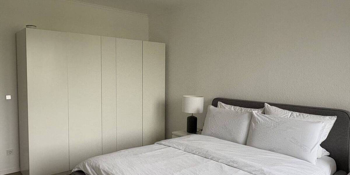 Etagenwohnung Düsseldorf Pempelfort - 2 Zimmer, 63 m&sup2;, 1.150&euro; | Angebot:26170383