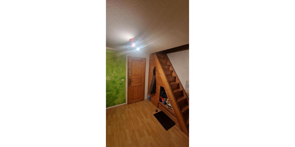Dachgeschoßwohnung Tharandt - 2 Zimmer, 12 m&sup2;, 330&euro; | Angebot:24466910