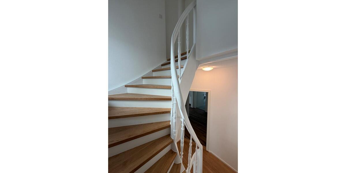 Etagenwohnung Amberg - 13 Zimmer, 225 m&sup2;, 3.195&euro; | Angebot:26620660