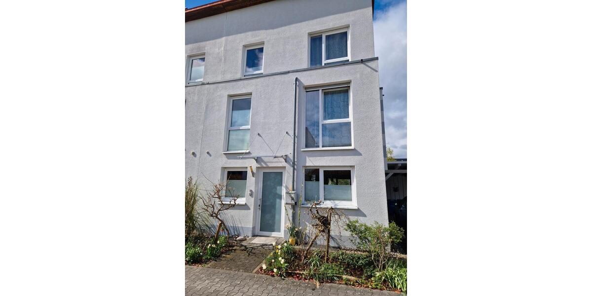 Doppelhaushälfte Griesheim - 2 Zimmer, 140 m&sup2;, 1.500&euro; | Angebot:26048017