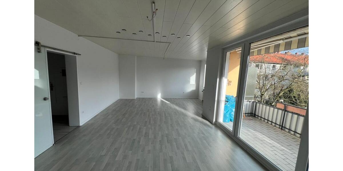 Etagenwohnung Hannover Vahrenwald-List - 3 Zimmer, 93 m&sup2;, 1.255&euro; | Angebot:26087046