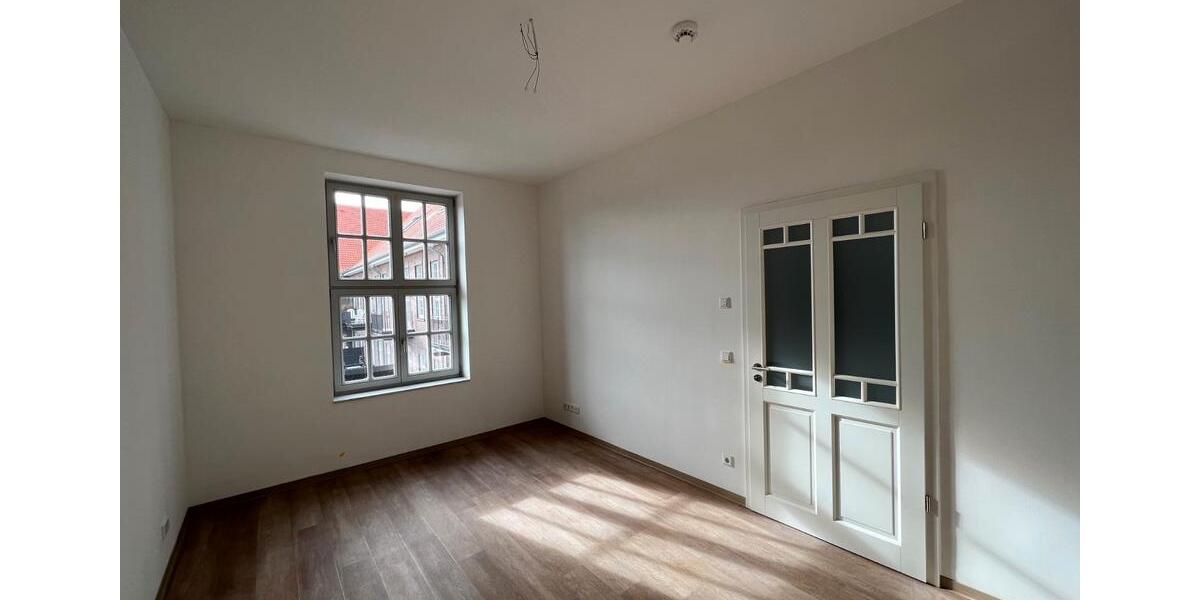 Maisonettenwohnung Emden - 3 Zimmer, 127 m&sup2;, 1.200&euro; | Angebot:26195424