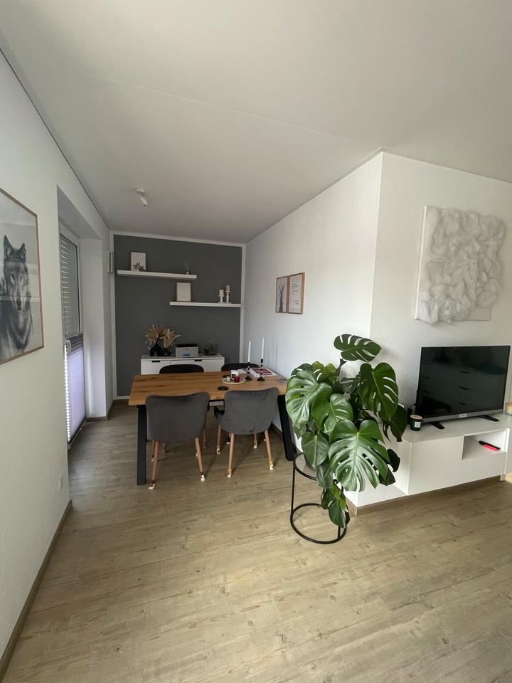 Schöne 2 Zimmer-Wohnung ab dem 01.11. zu vermieten