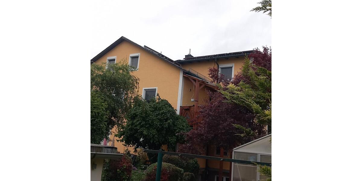Dachgeschoßwohnung Schwarzenfeld - 3 Zimmer, 85 m&sup2;, 780&euro; | Angebot:26327194