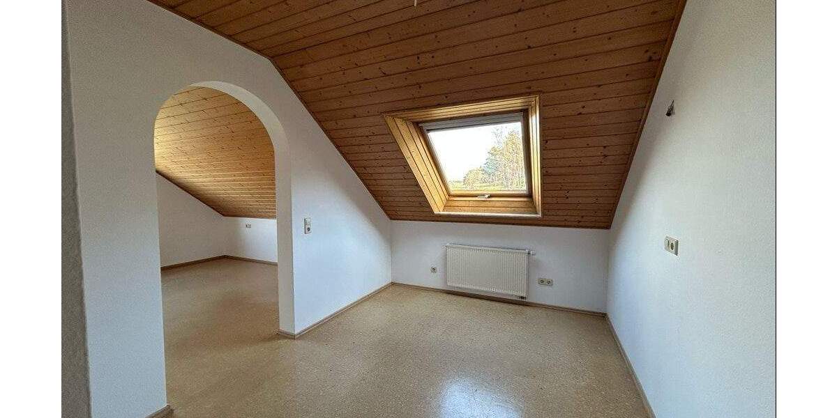 Etagenwohnung Schopfloch Köhlau - 5 Zimmer, 130 m&sup2;, 750&euro; | Angebot:25729747