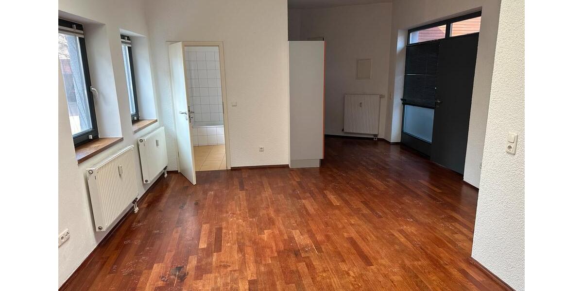 Erdgeschoßwohnung Meiningen - 2 Zimmer, 41 m&sup2;, 450&euro; | Angebot:26044540